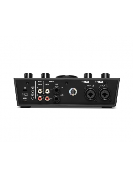M-AUDIO AIR 192|8 ������������. �����: 2 � XLR �� 1 TRS