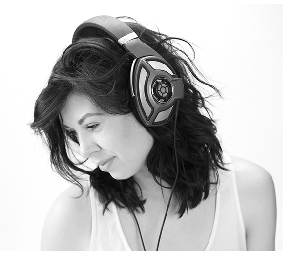 Sennheiser HD 700 ����������� ������ �������� ������ ���������. ��������� �������  12 - 39000 ��