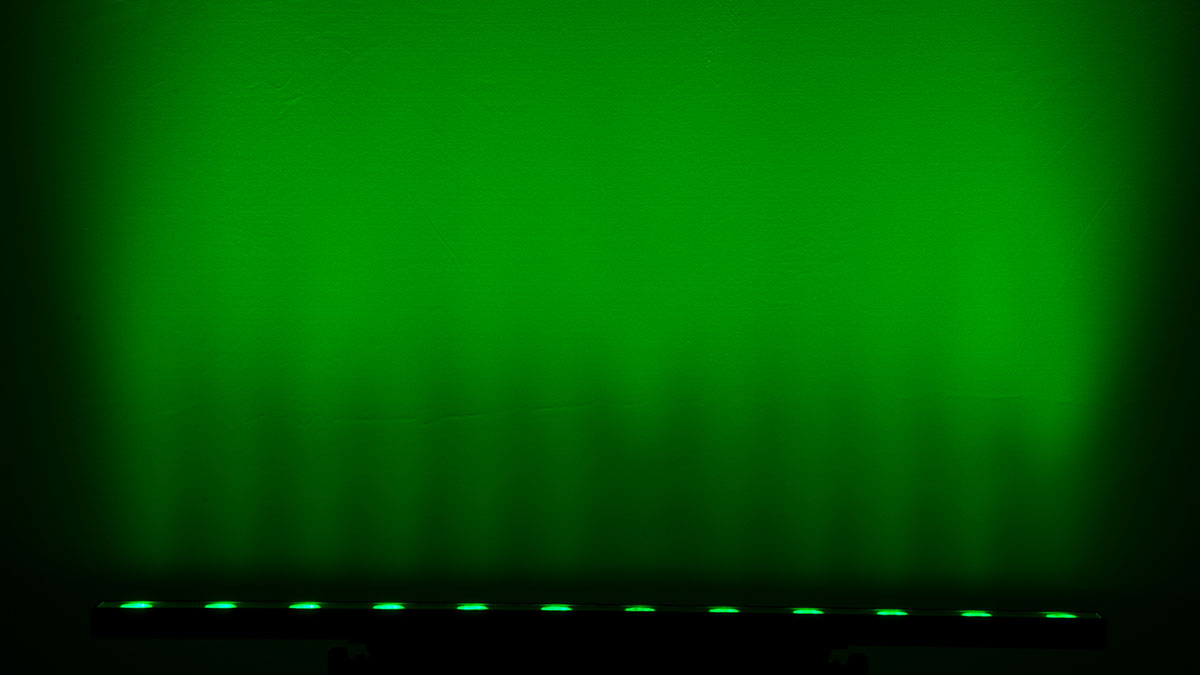 CHAUVET COLORband T3 BT ��������� ������ �������. ���������� � ���������: 36 ��