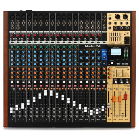 Tascam Model 24 �������� �����. USB ���������, 12 ���� � 4 ������ ������