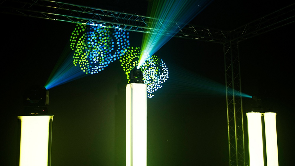 CHAUVET INTIMIDATOR SPOT 255 IRC ������� ������� ������ ���� "���-�-������". ����������: 157 ��