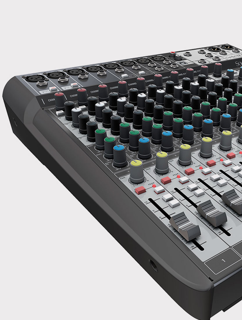 SOUNDCRAFT Signature 12MTK ���������� �������� �����. USB ���������, 8 ���������� �����, 10 �������