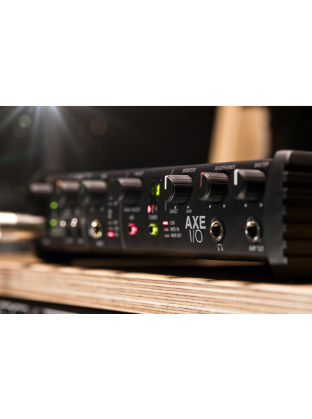 IK MULTIMEDIA AXE I/O + AMPLITUBE 5 MAX BUNDLE ������������, 2/5 ������ �� USB