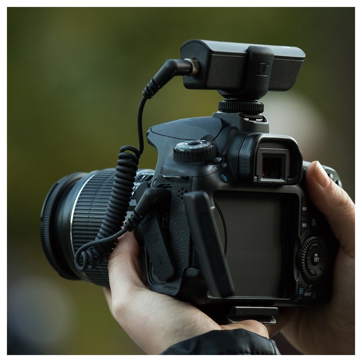 XSW-D PORTABLE INTERVIEW SET ��������� ���������� ��������� ������� 2,4 ��� ��������