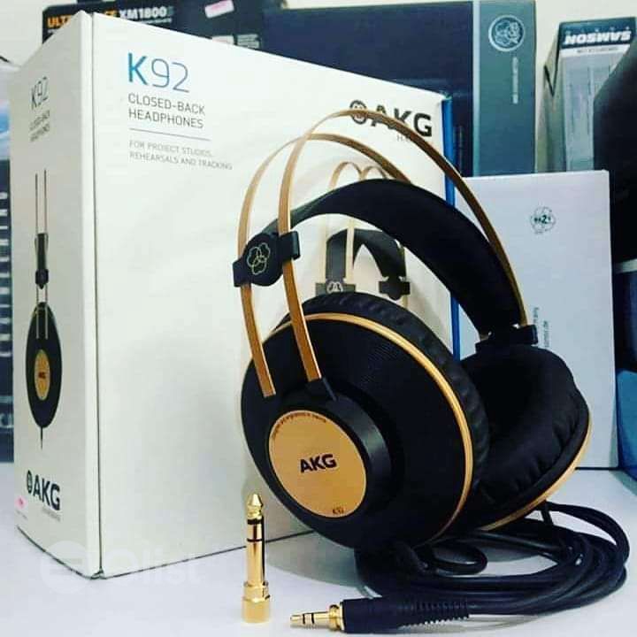 AKG K92 ������ ������� ���������. ��������� �������  16 - 22000 ��