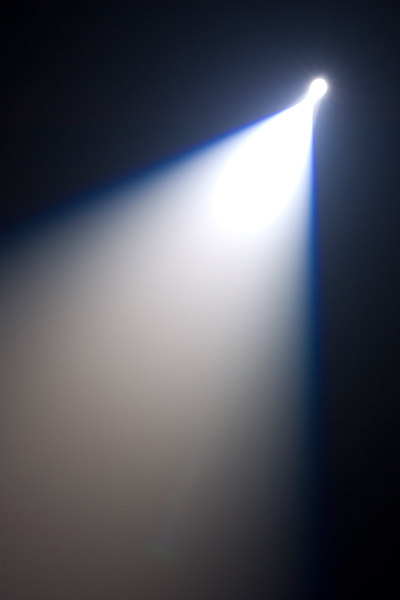 CHAUVET LED PinSpot 2 ���������� � ������ ���������. ��������: 240 � /60 ��