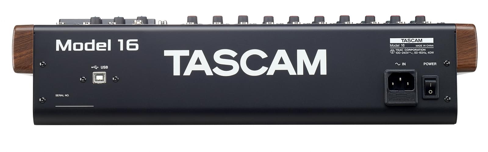 Tascam Model 16 �������� �����. USB ���������, 12 ���� � 4 ������ ������
