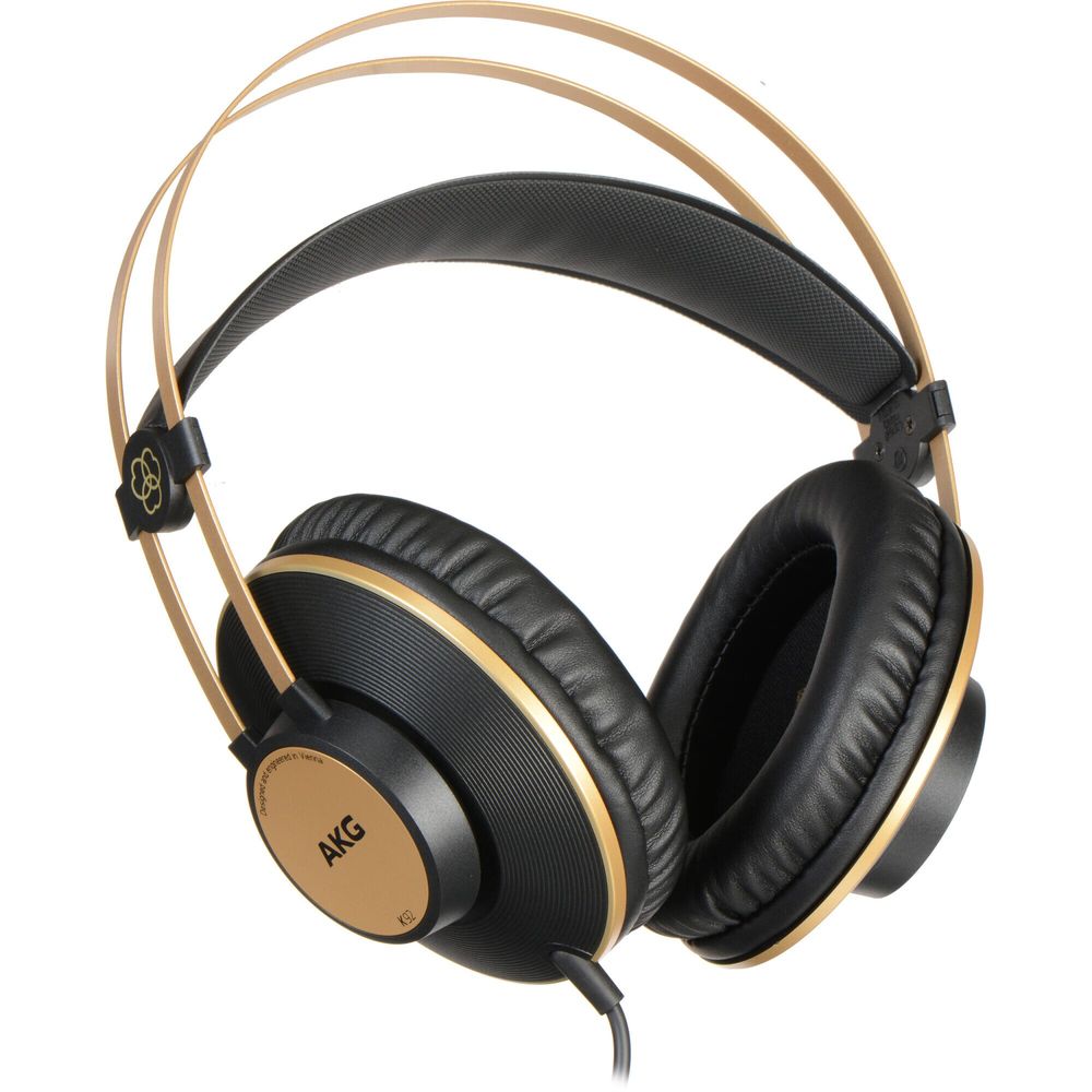 AKG K92 ������ ������� ���������. ��������� �������  16 - 22000 ��