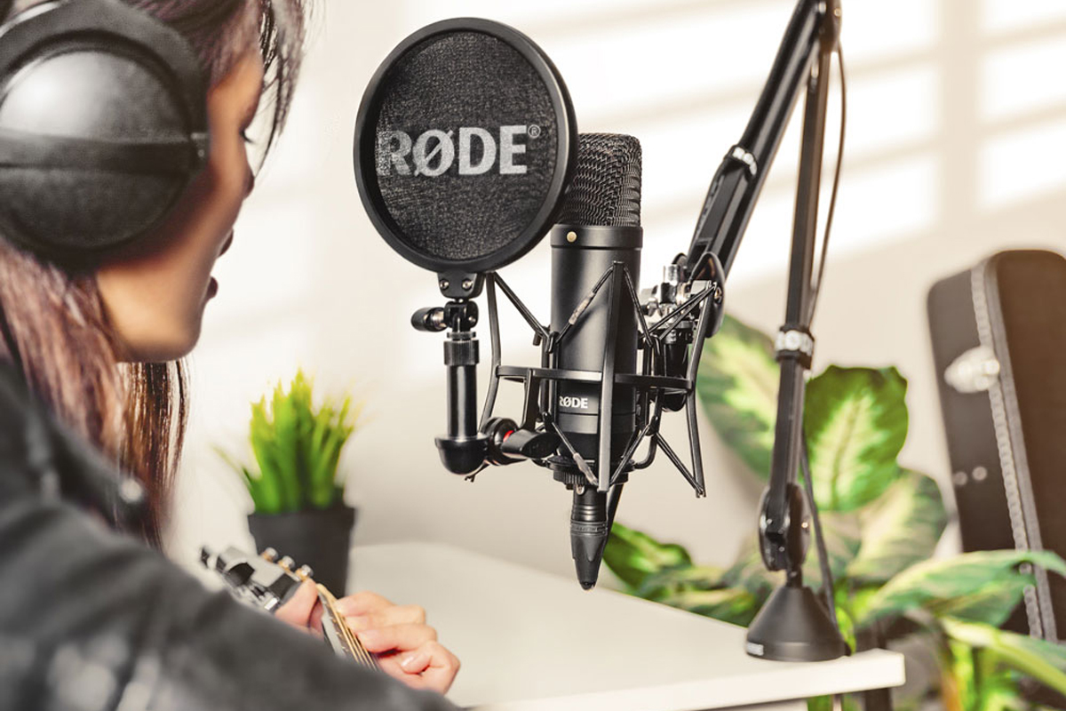 RODE NT1  �������������� �������. ��������� �������: 20 - 20000 ��