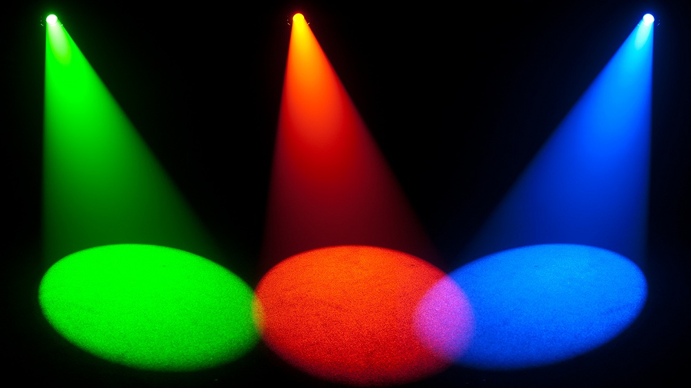 CHAUVET LED FOLLOWSPOT 120ST ���������� ����������� ��������� ��������. ����������: 176 ��